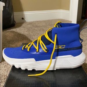 Under Armour Boys Basketball Shoes